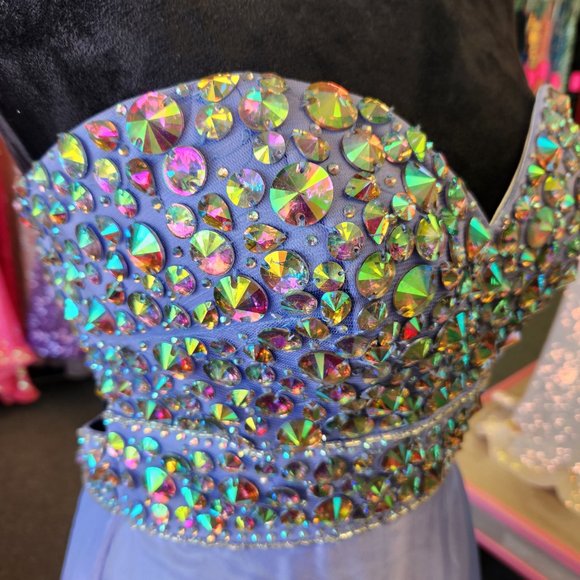 Joli 1021 Lilac Size 6 Prom/Evening Formal - Picture 3 of 6